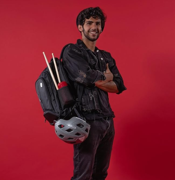 YUBA MOCHILA PARA LAPTOP 15.6IN NEGRO
