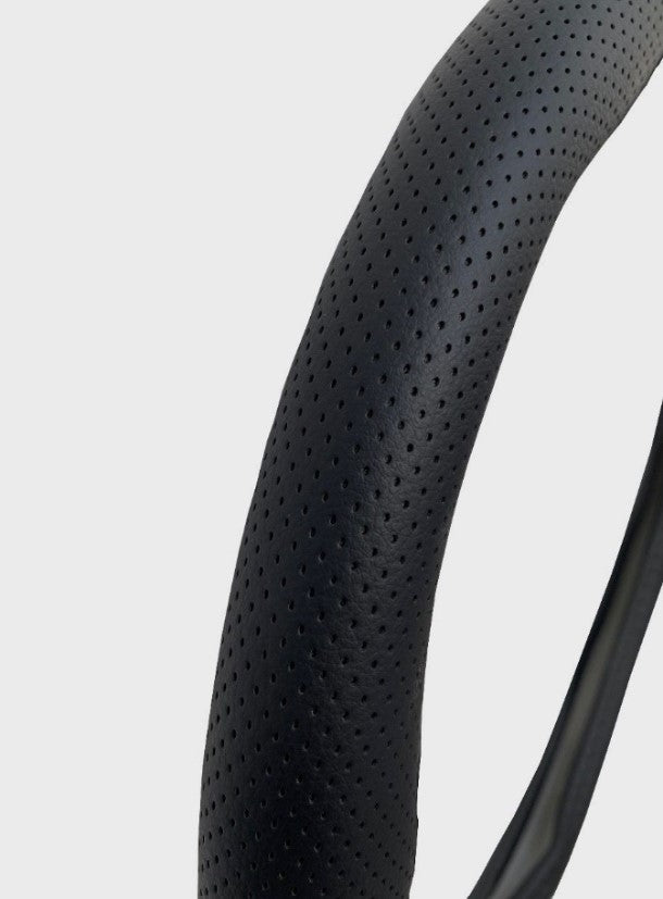 Protector de Volante Con Diseño Punteado MK