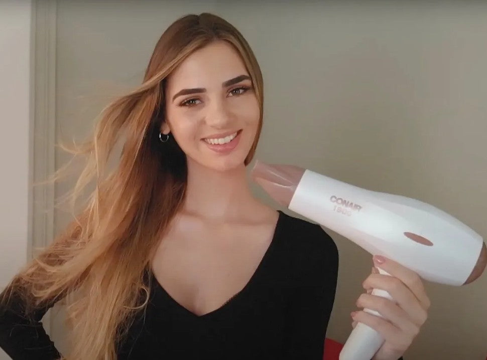 Secadora InfinitiPro by Conair Iónica Turbo Cerámica y Turmalina Blanca