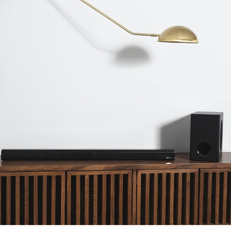 Barra De Sonido Bilboard Teatro En Casa 2.1 con Subwoofer 2 En 1