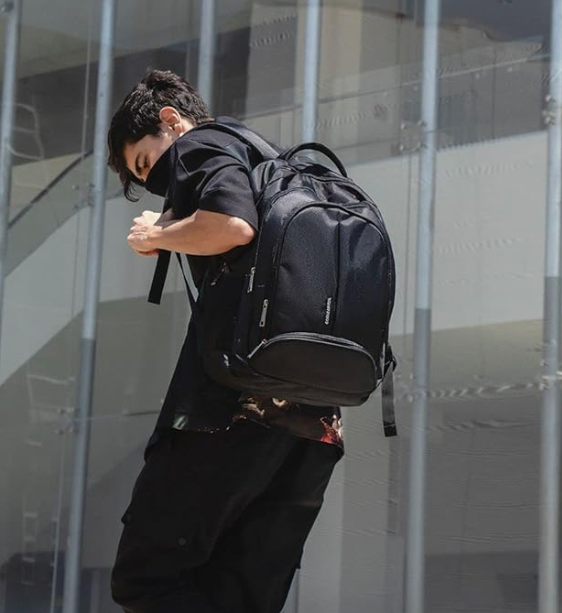 YUBA MOCHILA PARA LAPTOP 15.6IN NEGRO