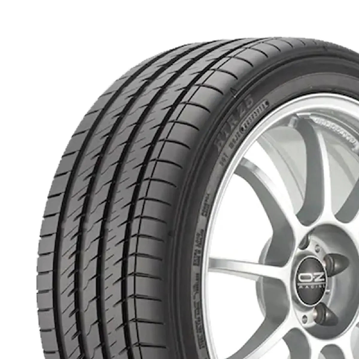 Llanta 225/40 R18 SUMITOMO HTR Z5 92Y