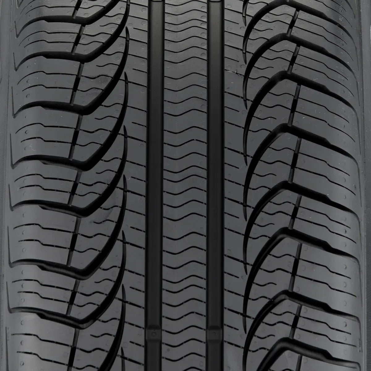 Llanta 225/60 R17 PIRELLI P4 PERSIST A/S PLUS 99T