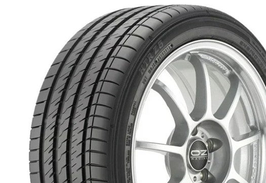 Llanta 235/40 R18 SUMITOMO HTR Z5 95Y