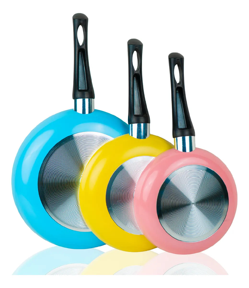 Juego de 3 Sartenes de Aluminio Antiadherente en Colores – 18, 20 y 24 cm