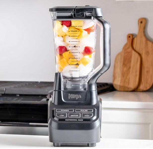 Licuadora Ninja 1000W con vaso Tritan 2.1L y 4 velocidades.