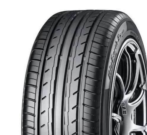 Llantas 225/45 R18 YOKOHAMA BLUEARTH ES32 95W Paquete de 2
